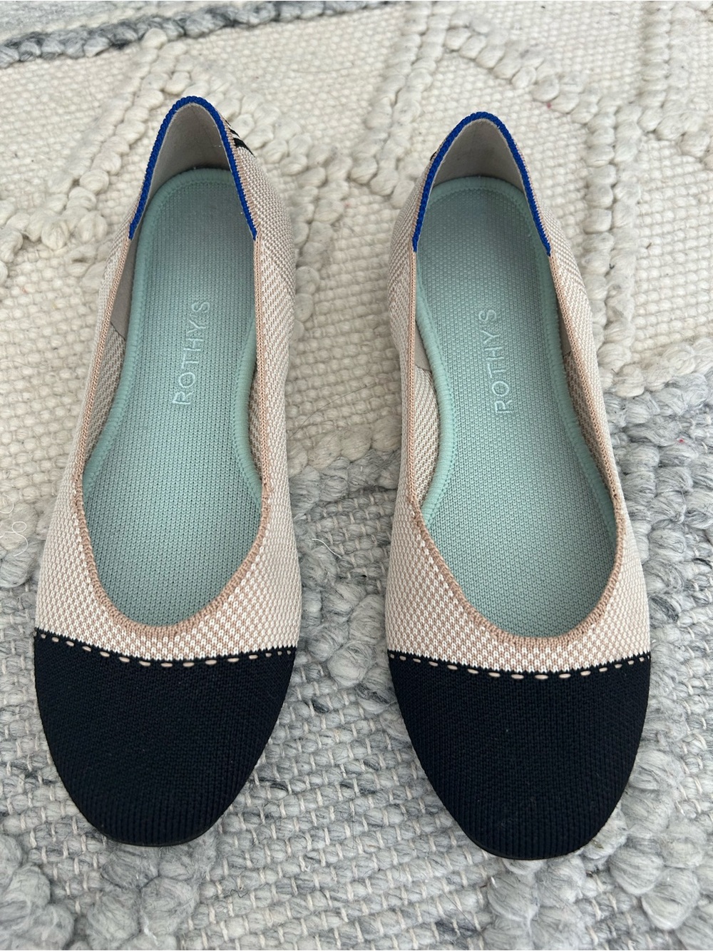 Rothy's Two-Tone Ballet Flats in Black and Cream with Blue Trim Size 8.5